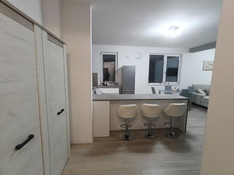Vand apartament cu 3 camere (mobilat) - 10