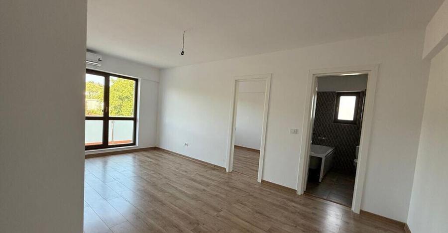 BUCIUM, LA 100 M DE BULEVARD, BLOC NOU, FINALIZAT, 2 CAMERE - 9