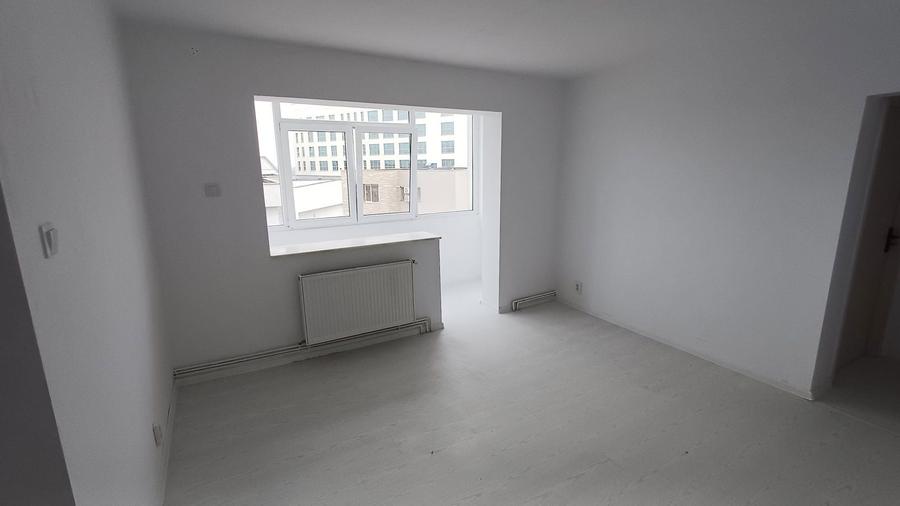 PROPRIETAR, vand apartament 2 camere, confort 1, Calea Bucuresti - 8