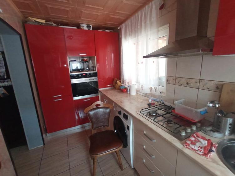 Vand casa 110 m2 cartier chercea - 1