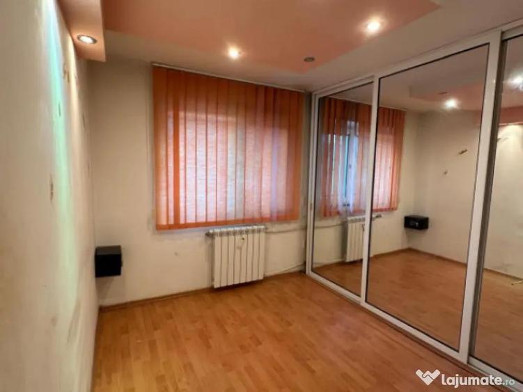 Apartament 2 camere, situat in zona Tomis Nord - 4