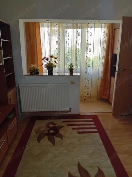 Inchiriez garsoniera - 2