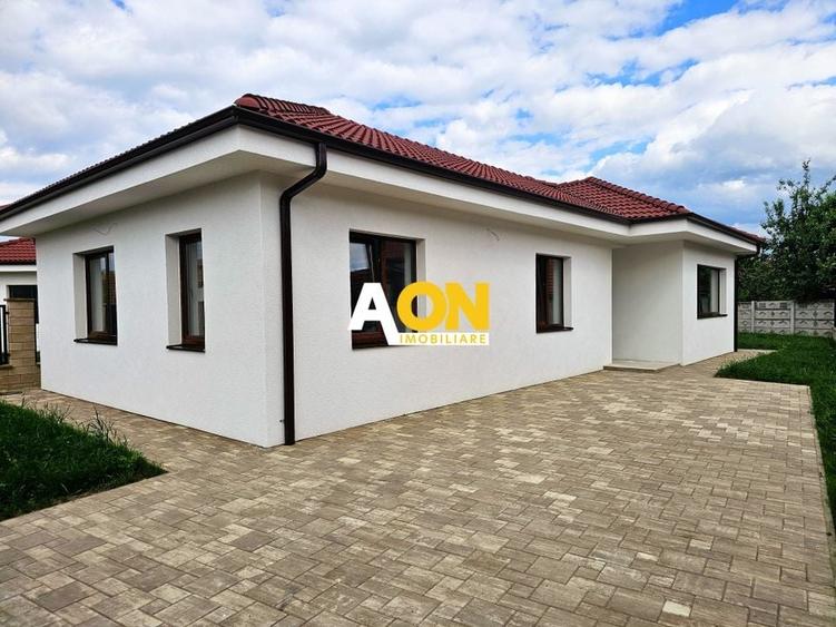Casa semifinisata, 4 camere, 392 mp teren,  Barabant - 1