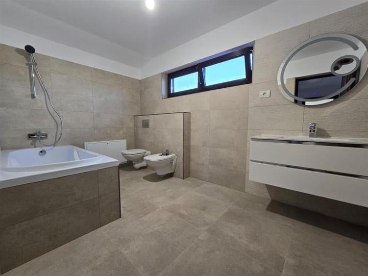 Tarlungeni, Izvor - 6