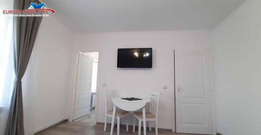 Garsoniera confort 1 de inchiriat zona Vest Tulcea - 4