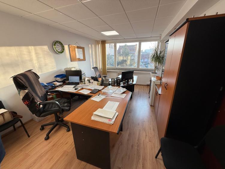 Ocazie - Ultracentral inchiriere spatii de birouri cu parcare - 1