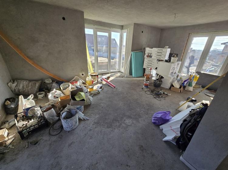 Casa 4 camere, 2 bai, 1.000 mp teren, 0% comision - 2