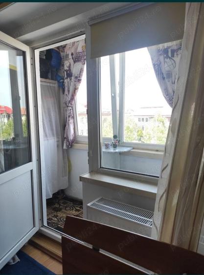 Apartament semidecomandat 3 camere - 4