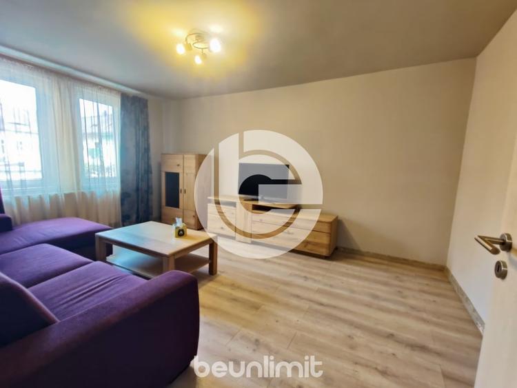 Apartament 3 camere decomandat, etaj 1, zona centrală - 2