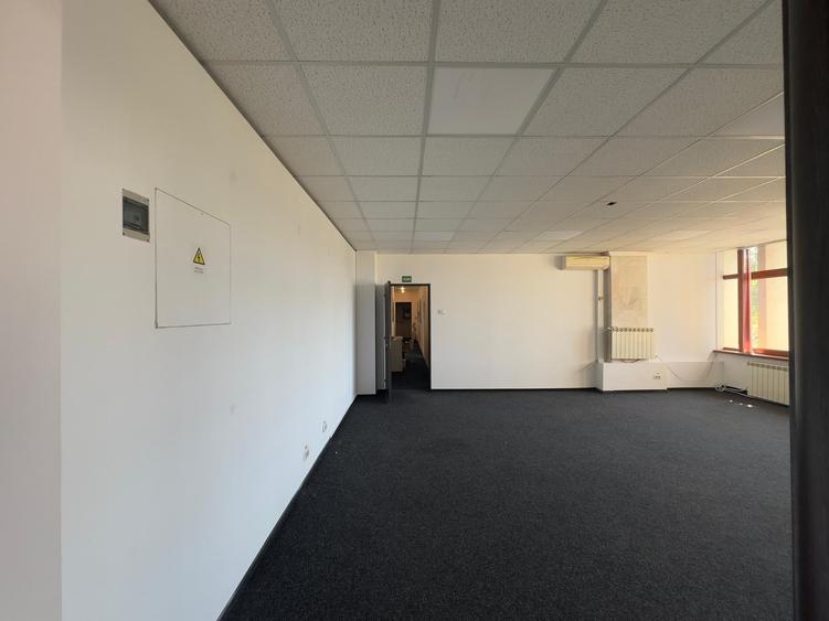 Spatiu birouri; vedere Palat Culturii; 100mp, Casa Cartii - 7