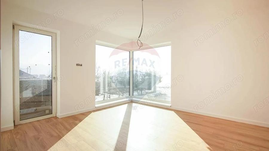 Duplex modern, cu panorama fantastica asupra mun?ilor, Ra?nov - 11