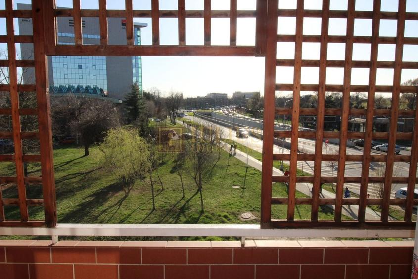 3 camere,  in Complexul Studentesc, ideal pentru 2 studenti, familie - 23