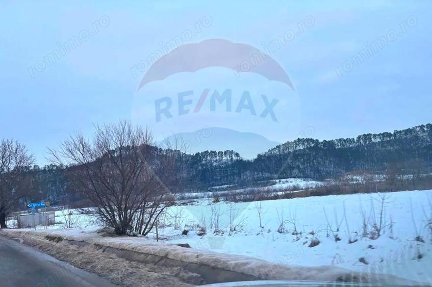 Teren intravilan 1.7 Ha, proiect hala industriala - Mosna DN141 - 7