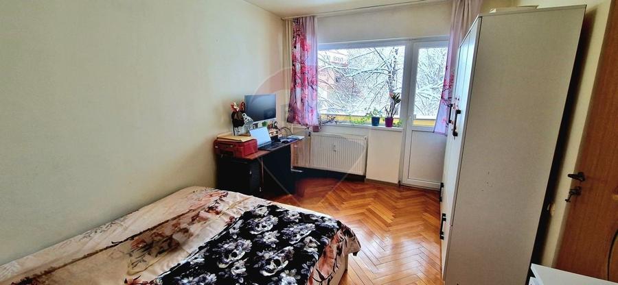 Apartament 2 camere,etaj 1, semidecomandat, balcon,zona centrala - 3