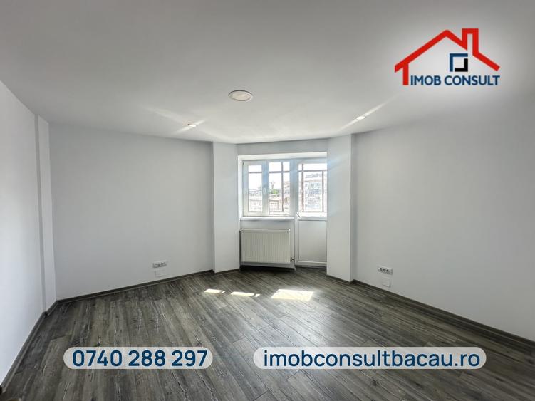 Apartament cu 2 camere decomandat în Republicii
