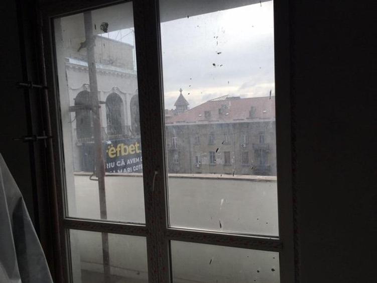 3 CAM. BLOC CONSOLIDAT in 2006 FIX VIZAVI DE SHERATON HOTEL DOROBANTI - 3