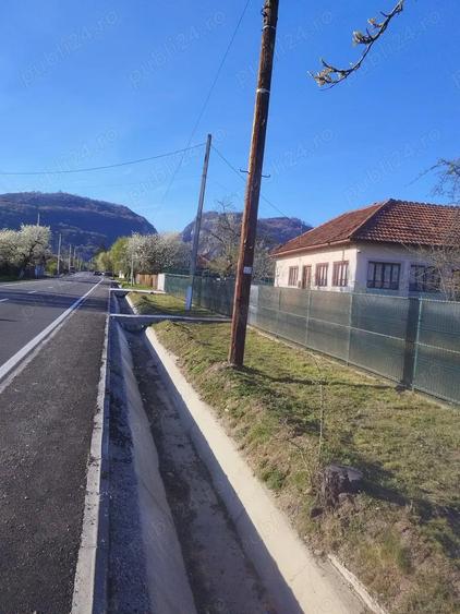De vinzare teren intravilan +casa locuibila din caramida cu toate utilitatile - 6