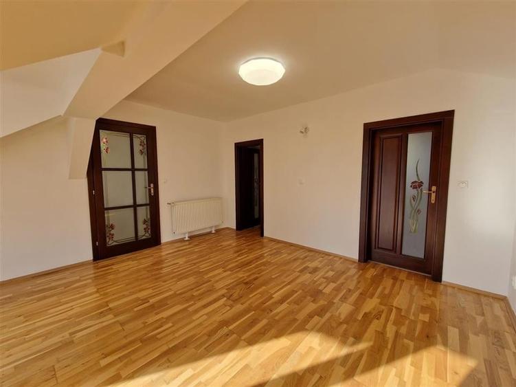 RECO Vila deosebita  in Santandrei cu teren generos - 25