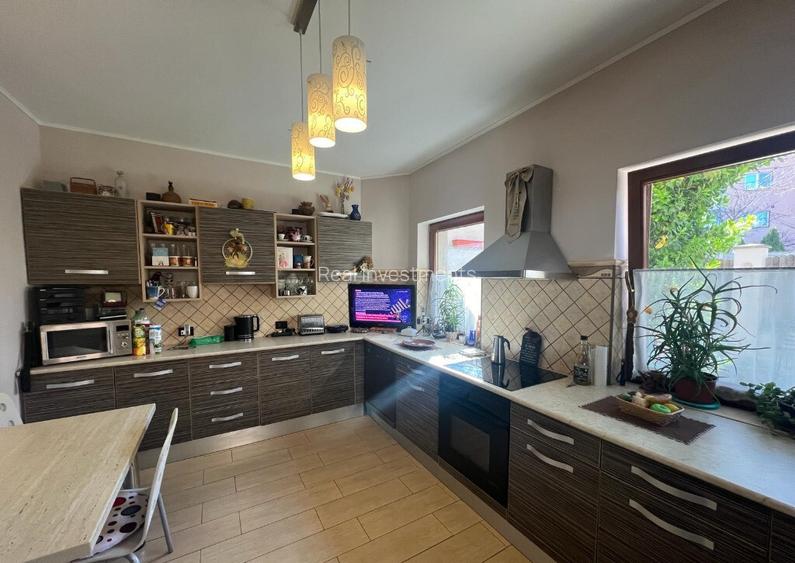 Casa 3 camere zona Ultracentrala - ID : RH-39978-property