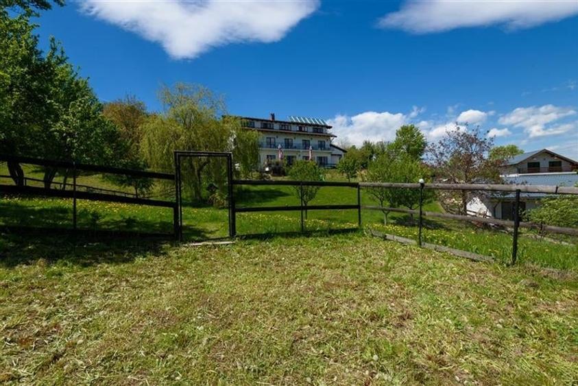 Pensiune:3 km de Castelul Bran, 2.900mp teren, aviz ISU, predare la cheie - 59