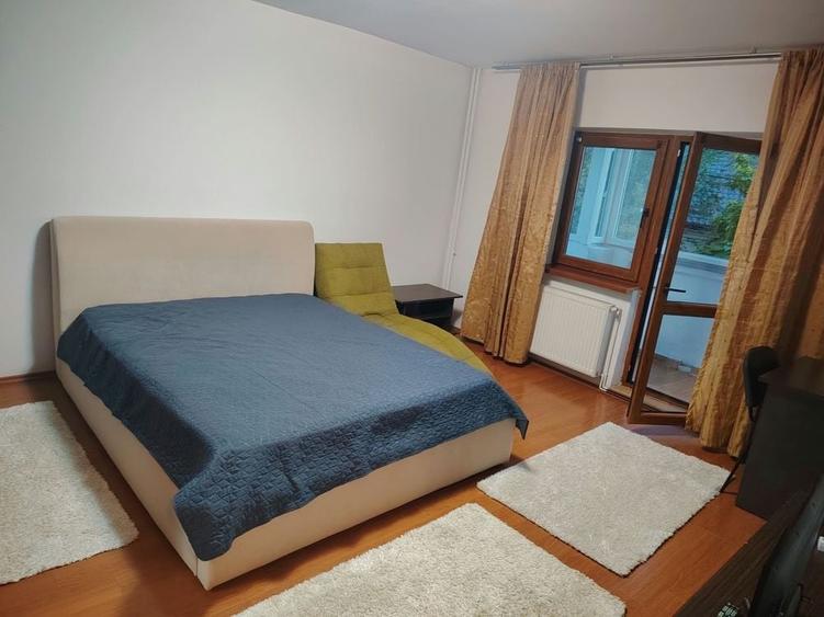 Garsoniera de inchiriat Brazda lui Novac, Craiova Etaj 1 - 6