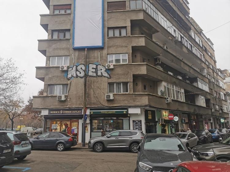 Ultracentral spatiu dedicat pentru fast food - 3