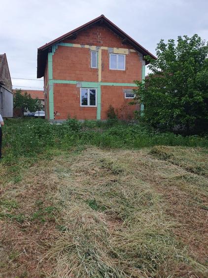 Casa de vanzare si teren - 5