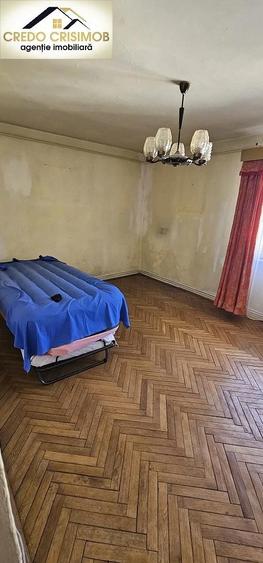 Vand apartament 2 cam cf 1 decomandat - 1