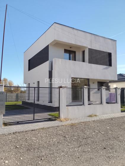 Casa/Vila individuala-200 m de blv./Com.Berceni