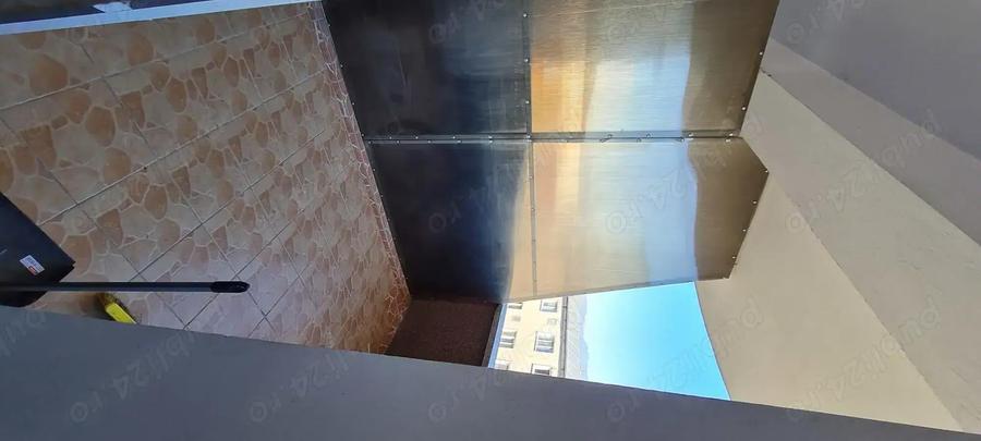 Vand apartament 3 camere spatios - 5