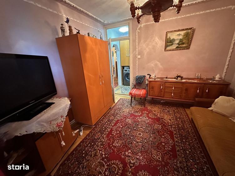 Apartament cu 3 camere decomandat în Central