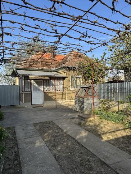 Vand 2 case cu teren in Cermei , Arad - 2