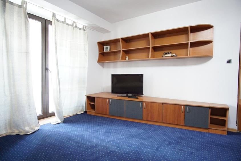 Unirii | Nerva Traian stradal | Timpuri Noi metrou | Bloc monolit | Renovata - 4