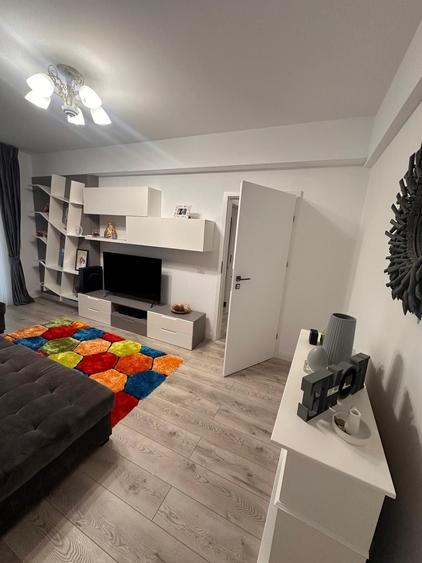 Chirie apartament - 1