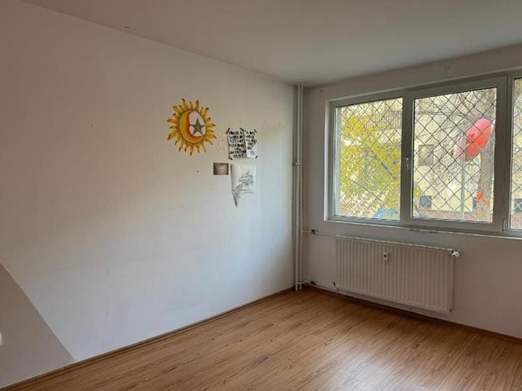 De vânzare: apartament 4 camere Apusului - 4