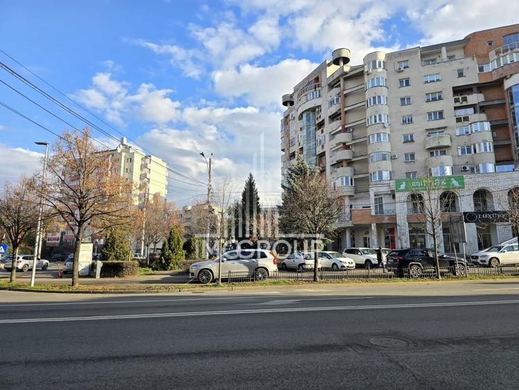 Apartament cu 3 camere de inchiriat – Zona Centrala, Piata Cipariu - 1