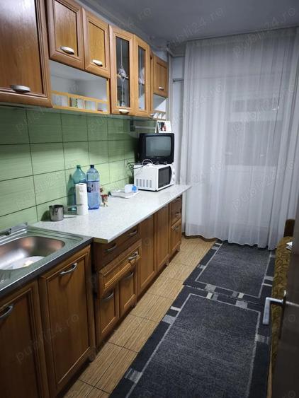 Inchiriez apartament 2 camere - 1