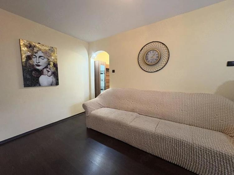 Apartament cu 2 camere nedecomandat în Filiași