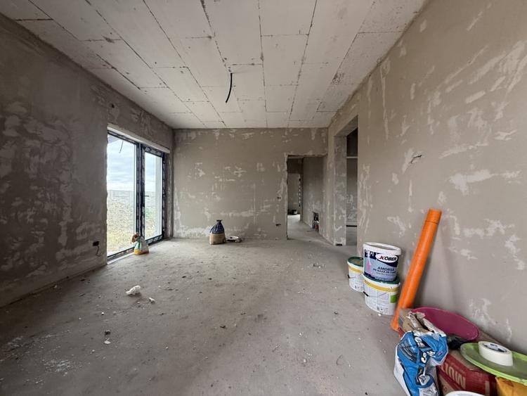 Casa individuala, 4 camere, 105 utili, 580 teren, Sanmihaiu Roman - 18