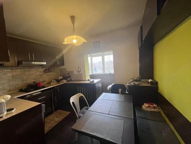 Apartament 3 camere, 71.84 mp, zona 1 Mai - 3