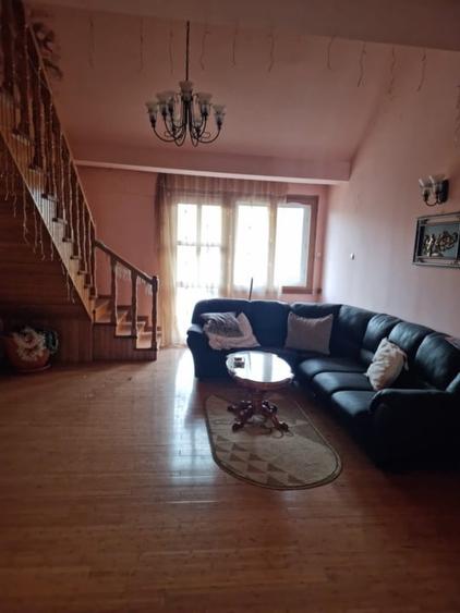 Casa de locuit parter+etaj Loc. Gurahont Arad - 4