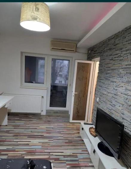 - Garsoniera La Cheie, Bariera Calarasilor, etaj 3 - 2