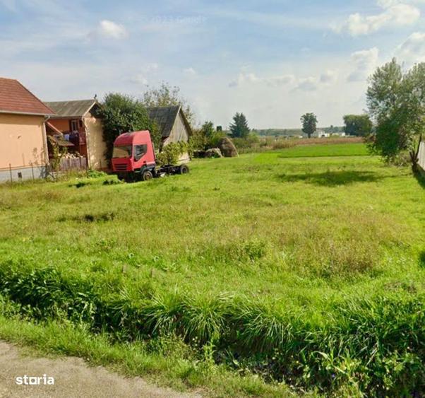 Teren intravilan 3109 mp Mihai Viteazu 25 ml front utilitati - 2