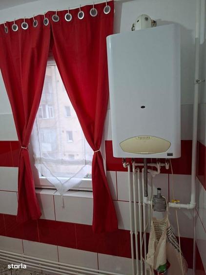 Garsoniera etaj 2 in zona Peco Milea - 7