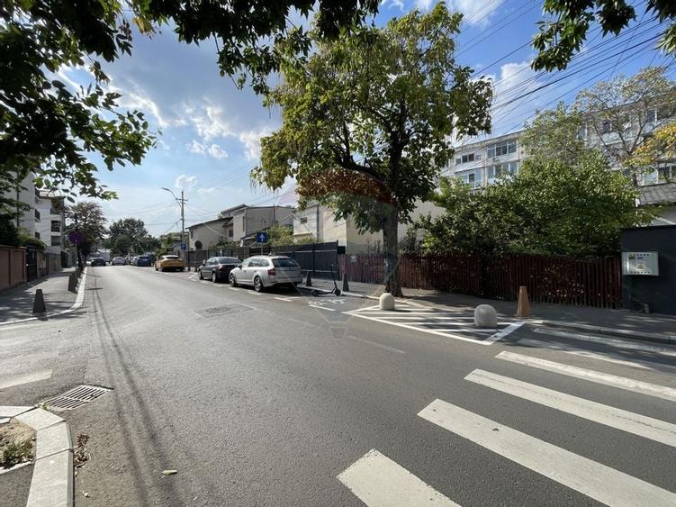 Teren 210mp stradal Alunisului, Brancoveanu - 1