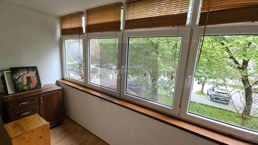 Apartament cu 3 camere decomandat în Brâncoveanu