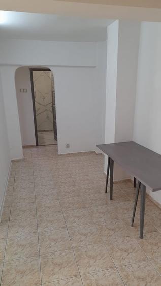 Dorobantilor, Stefen Cel Mare, bloc PERLA - 1