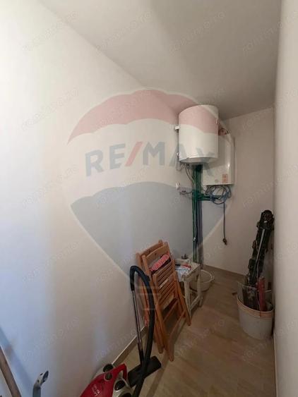 Casa cu 5 camere de vanzare (P+M) in comuna Bolotesti si teren 6266 mp - 8