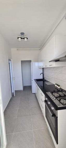 Inchiriez garsoniera Militari Residence LUX - 7