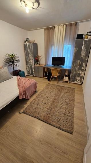 Direct proprietar - Apartament 3 camere in vila - 1